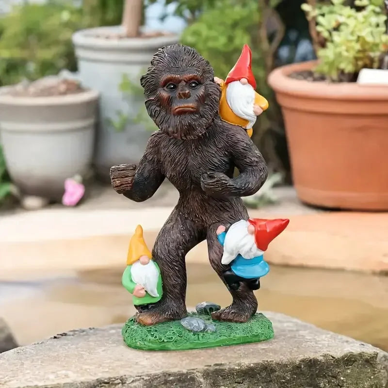 Bigfoot & Gnome Resin Statue Modern Hand-painted Playful Interaction Artistic Design Garden Decorative Outdoor Figurines