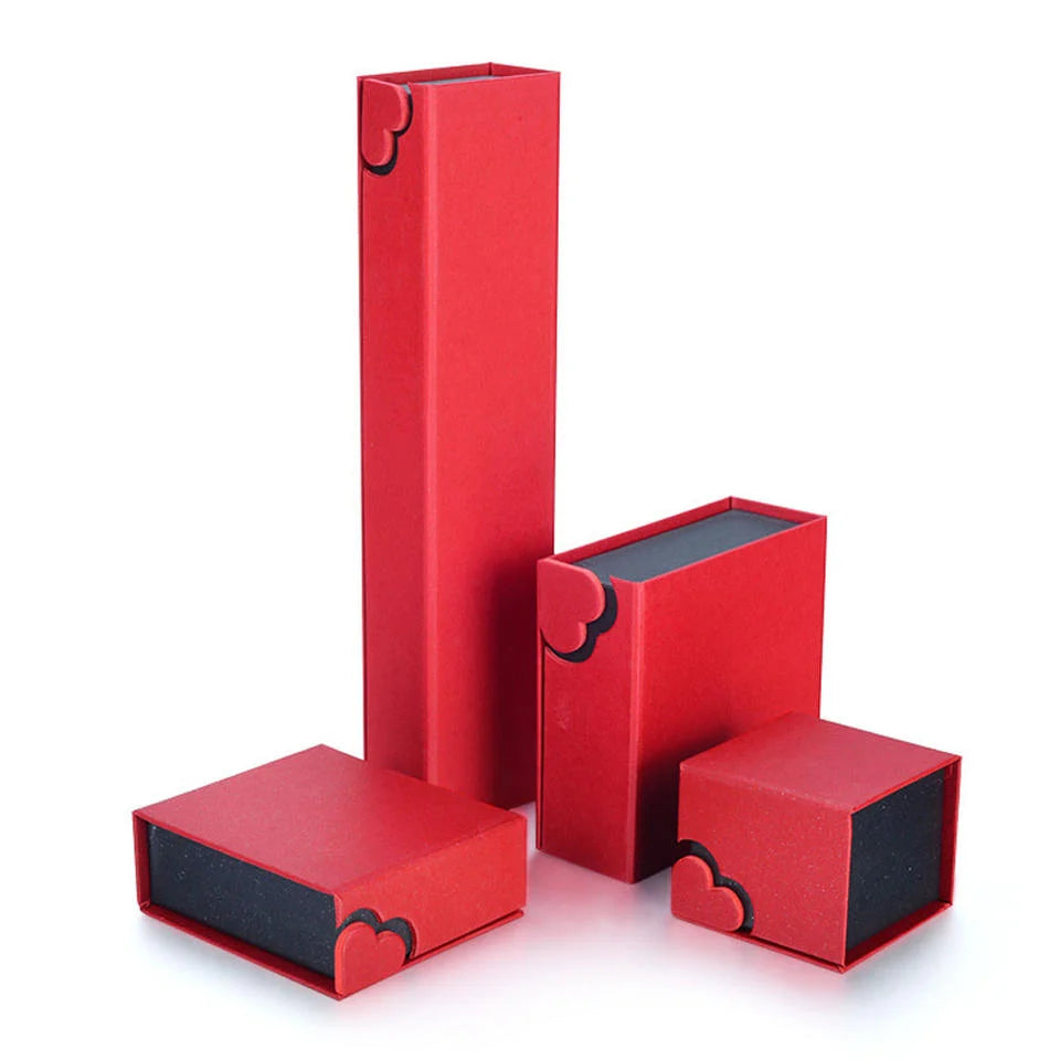Custom Logo Shell Shaped Jewelry Box  Paper Cardboard Jewelry Packaging Box With Magnet