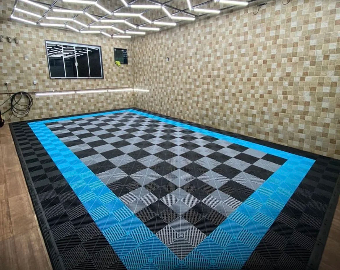 Arlott Best-Selling Modular Garage Rubber Flooring Tiles Car Wash Floor Plate for Indoor for Villas Workshops Graphic Design