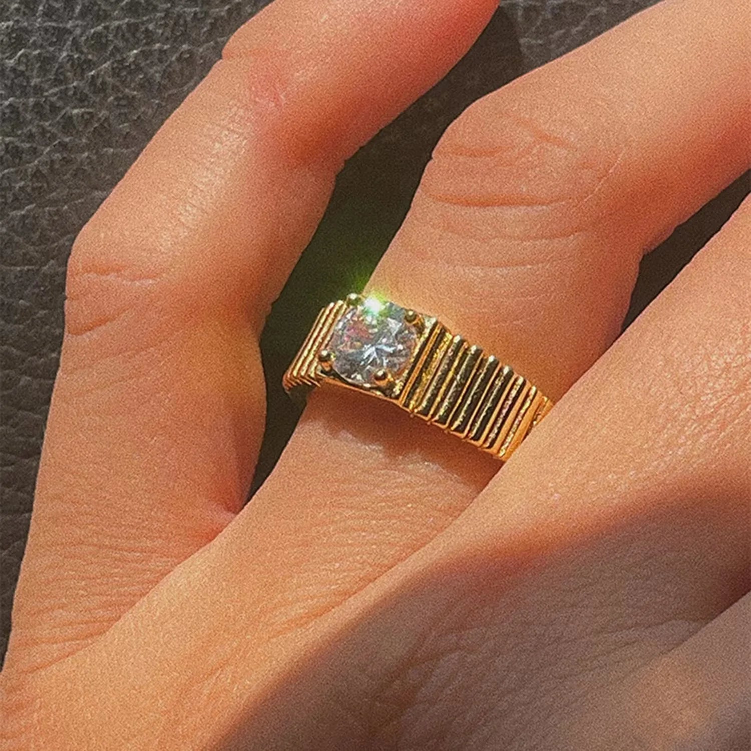 Tarnish Free Stainless Steel PVD 18K Gold Plated Zircon Ring for Women