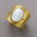 Adjustable Luxury Designer Stainless Steel Rings for Couples Man Woman with Big Center Stone Shell Fashion Jewelry Wholesale