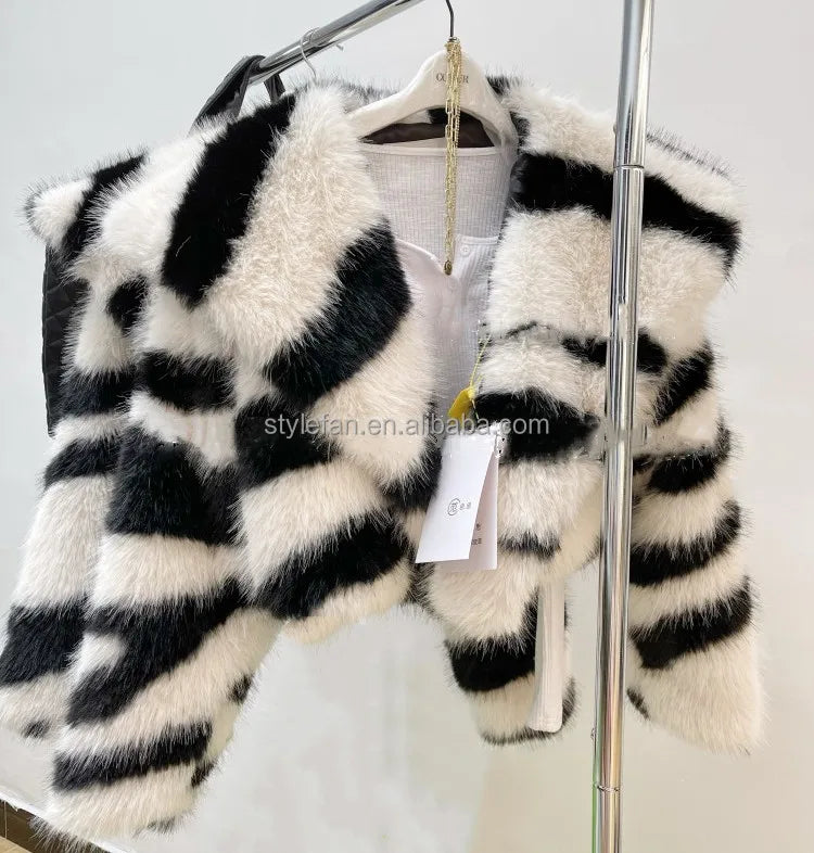 Women's Winter Trench Coat with Zebra Pattern Crop Top Windproof Fur Plus Size Overcoat in Short Length Loose Style to Keep Warm