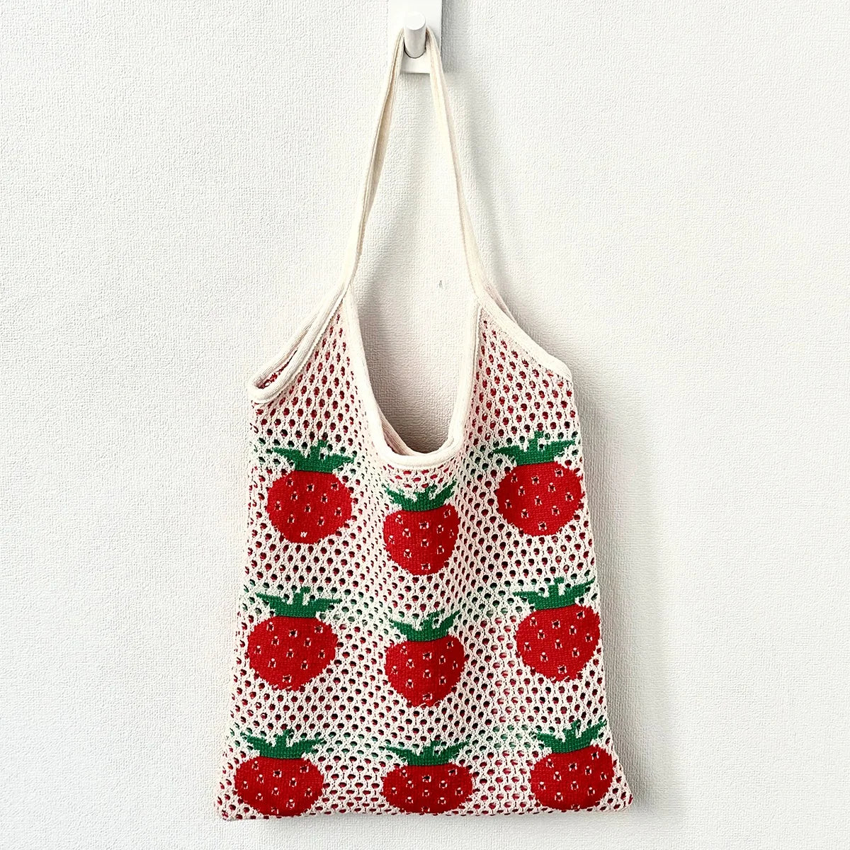 Factory Custom Portable Knitted Boho Strawberry Design Crochet Shoulder Tote Bags for Ladies for Shopping