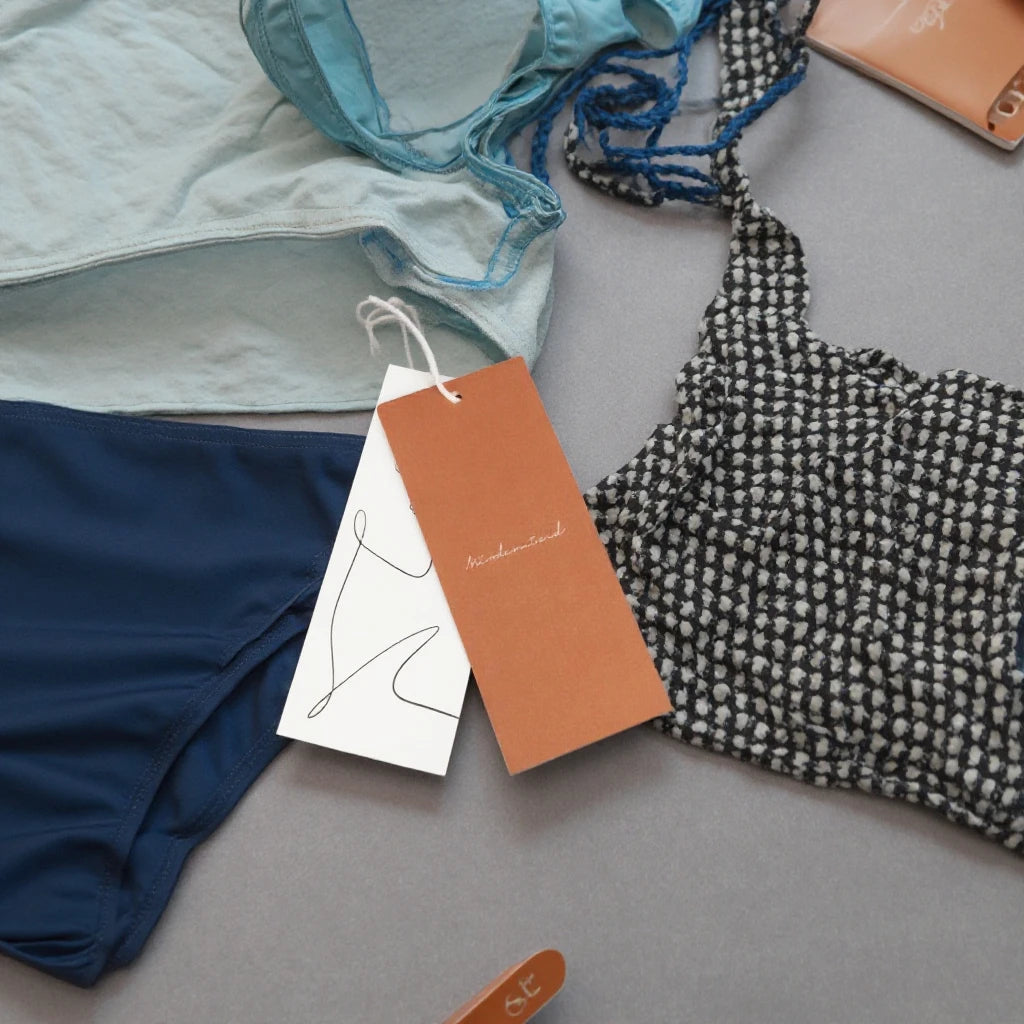 Customized Brown Swing Hang Tags for Clothing UV-Coated Cardboard Paper with Die Cut Logo Price Tag Designs for Swimwear Bags