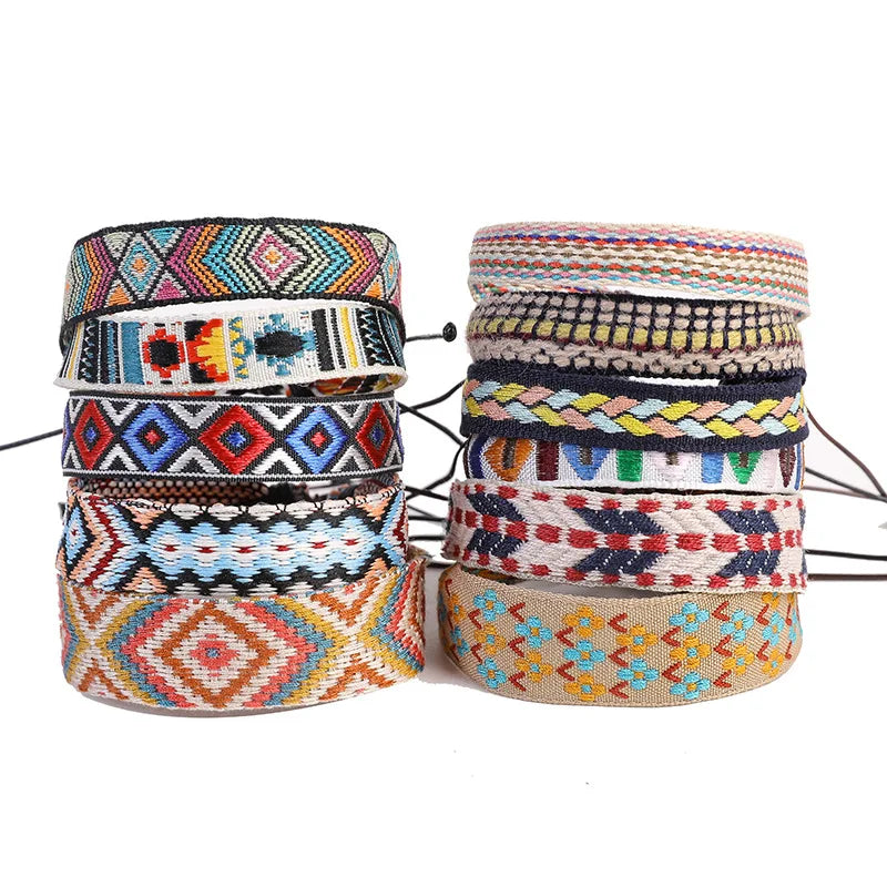 Wholesale Flower Pattern Woven Bracelet Geometric Pattern Woven Bracelet Ethnic Style Handmade Bracelets Women