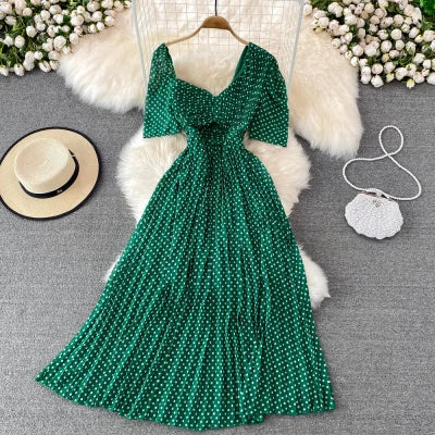 One Size Summer Gentle Style V-Neck High Waist Slim Hollow Bubble Sleeves Pleated Dress Beach Holiday Big Swing Long Dress