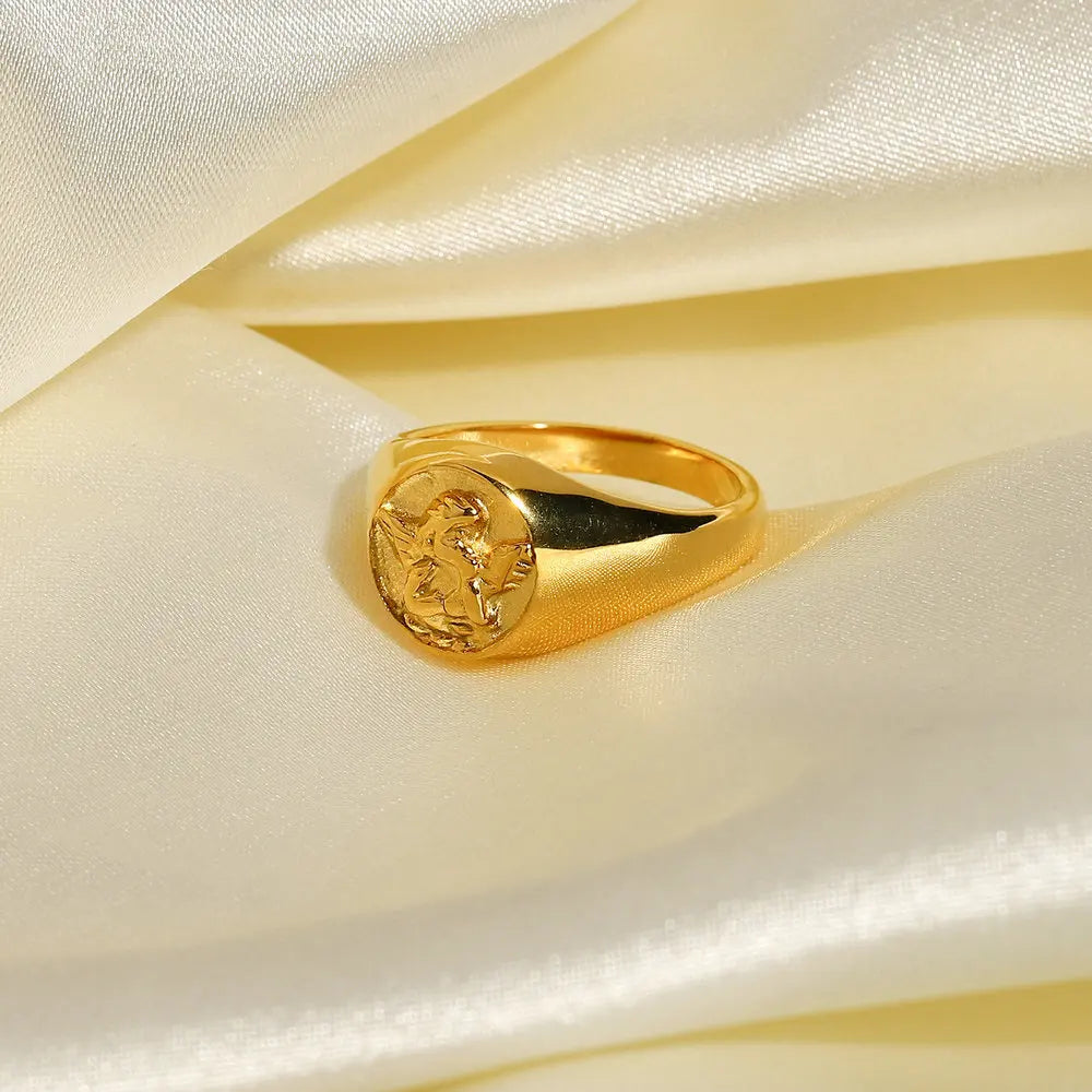 New Ins 18k Gold Plated High Tarnish Free Stainless Steel Angel Cupid Heart Embossed Design Rings for Women for Party