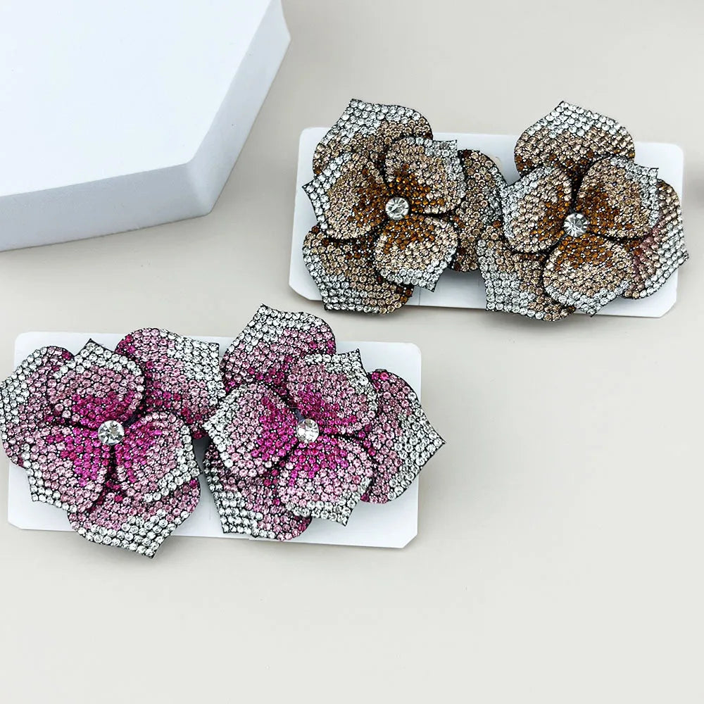 BOXUAN Vintage Full of Diamond Flower Stud Earrings Simple Fresh Sweet Earrings Wholesale Women