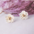 INS New Arrival Fashion French Cute Earrings Exquisite Shell White Flower Zircon Earrings for Women Ladies