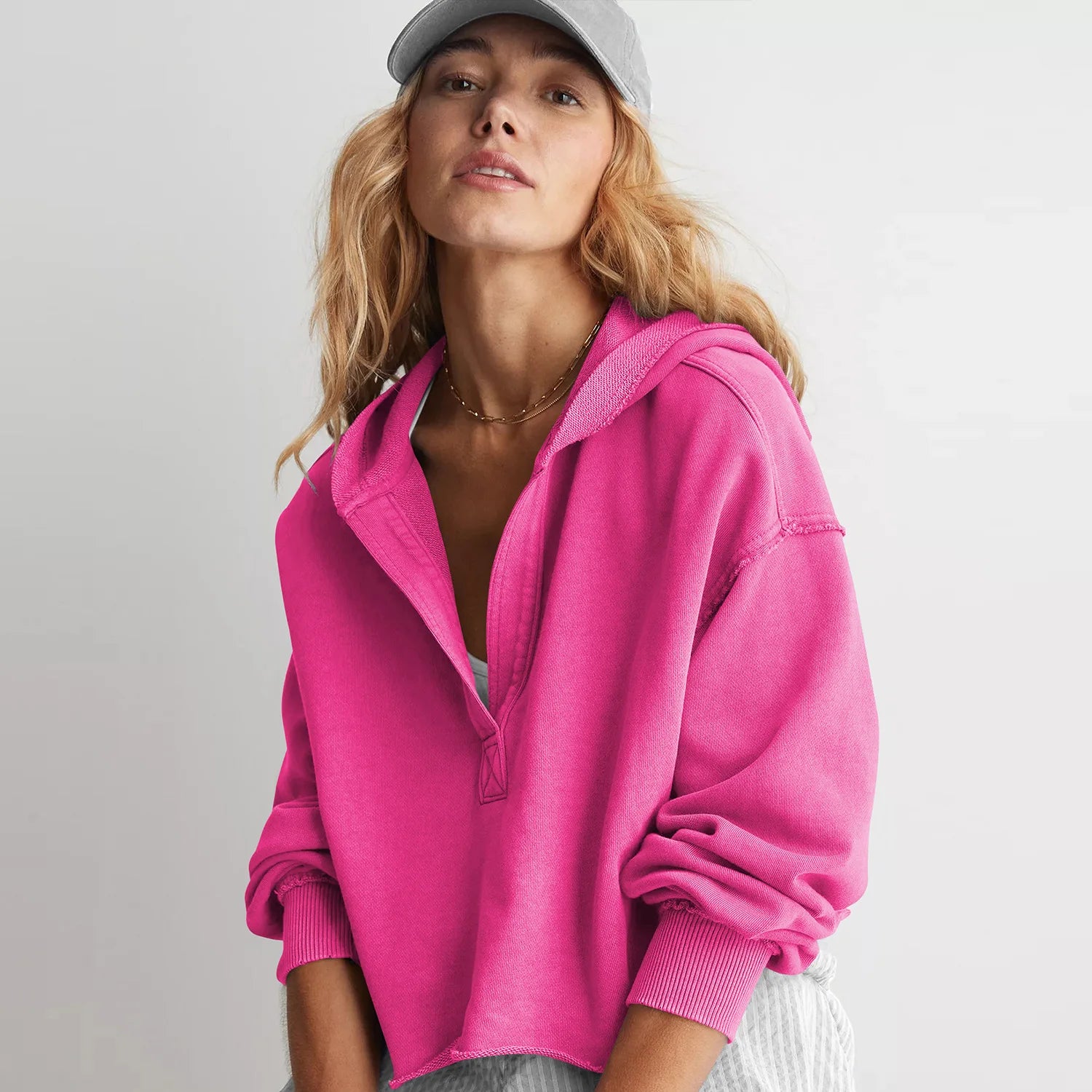 Women's XL Fitness Yoga Wear Comfortable Quick Dry Crop Oversize Sweater With Breathable Solid Pattern Logo on Waist