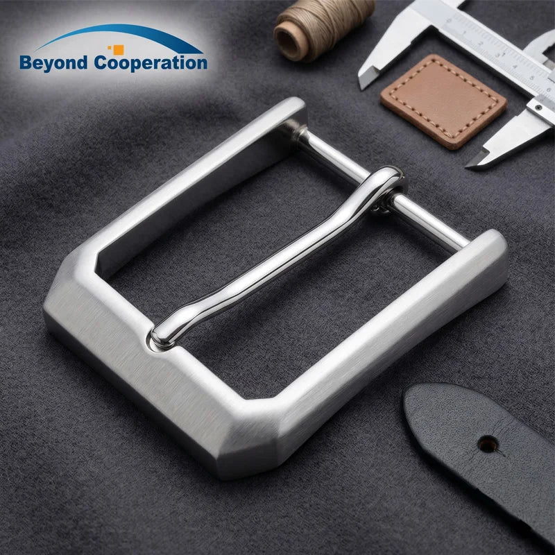 Custom Logo Single Prong Bar for Buckle Zinc Alloy Rhombus Pin for Buckle Leather Jean Vest Strap Belt with Customized Steel Buc
