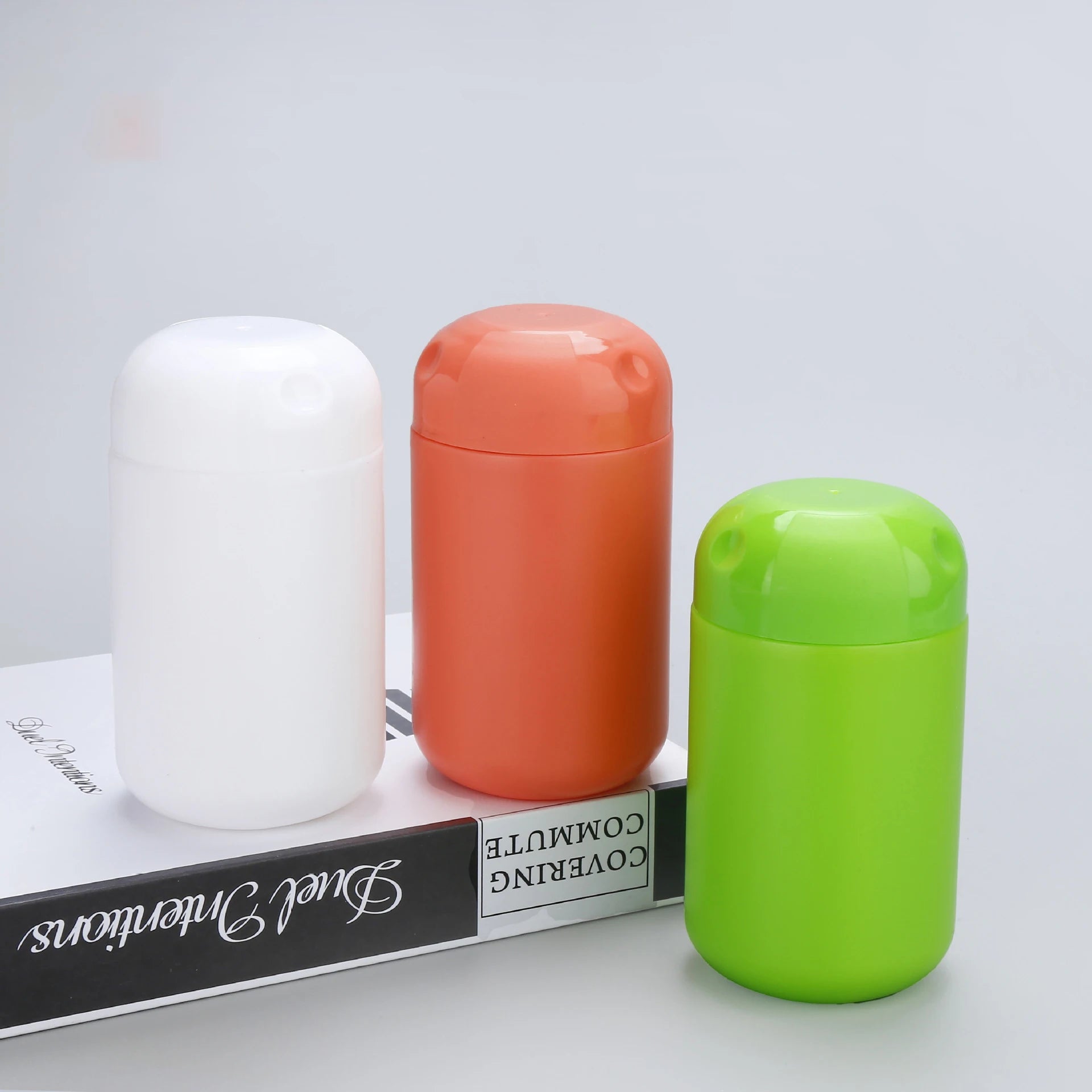 Child-Resistant Gummy Bottle PET Plastic Jar for Soft Vitamins & Supplements Storage for Medicine & Spices Packaging