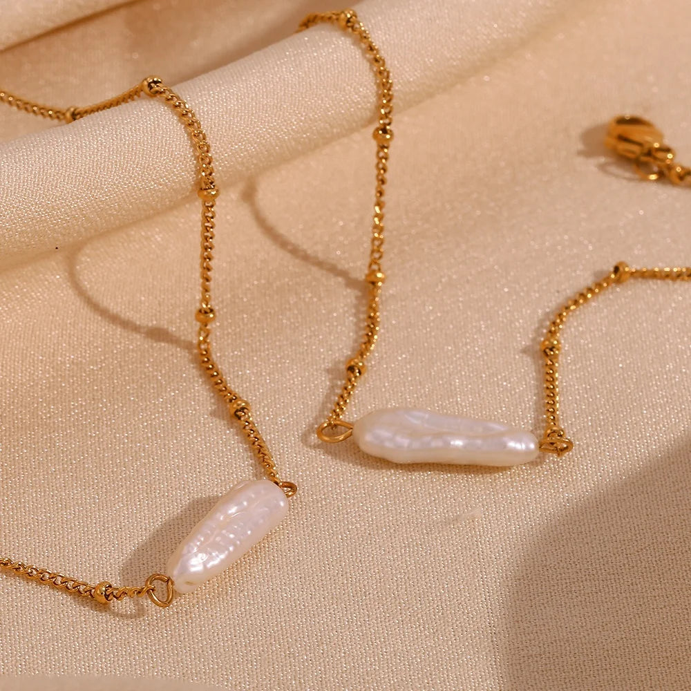 Dreamshow Pearl Jewelry Baroque Pearls Necklace and Bracelet Set 18k Gold Plated Stainless Steel Pendant Necklace