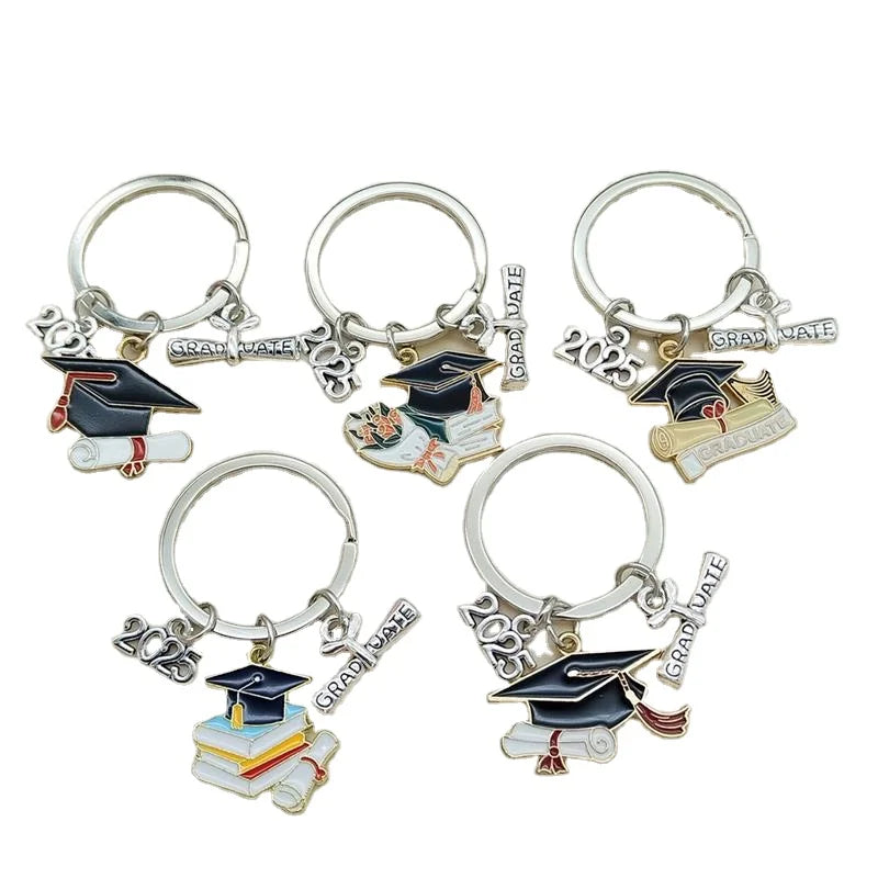 Student Graduate Grad Teen College High School Souvenir Gift 2025 Scholastic Graduation Gifts Key Chain for Senior Key Chain