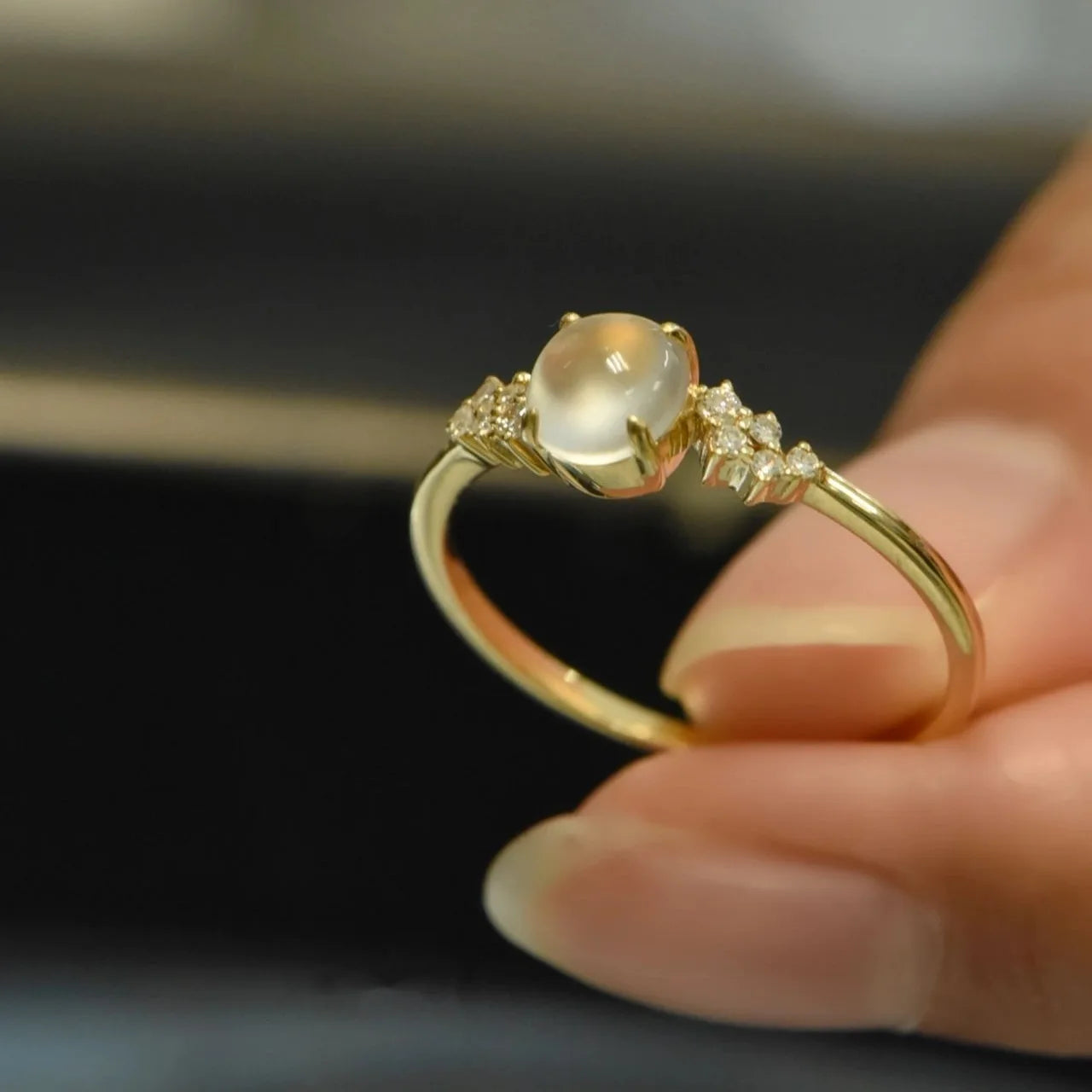 Natural Moonstone Delicate Women's Jadeite Ring Simple Vintage Copper Plated Gold Ring