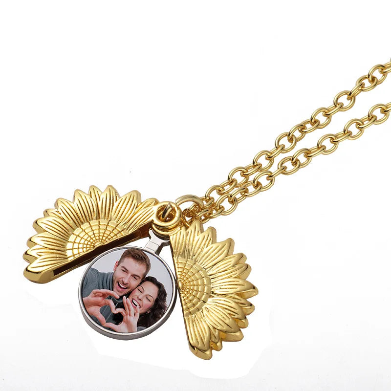 GT OEM Medallion Picture Frame Locket Gold Sun Flower Sublimation Blank Custom Photo Pendant Necklace