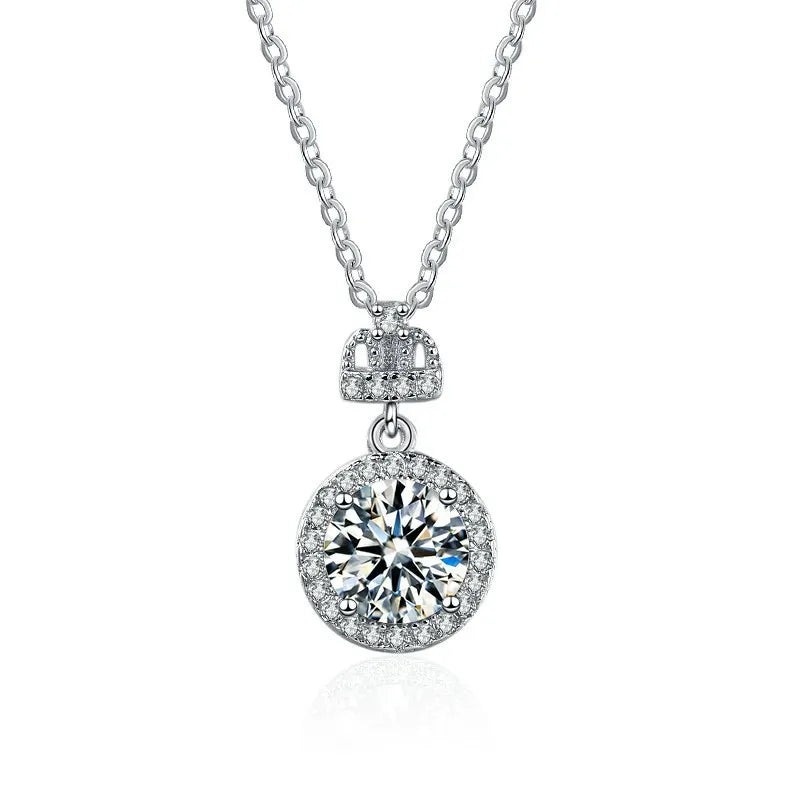 S925 Silver Classic Round Crown Mosan Necklace for Female Diamond Clambone Chain Elegant Moissanite Jewelry