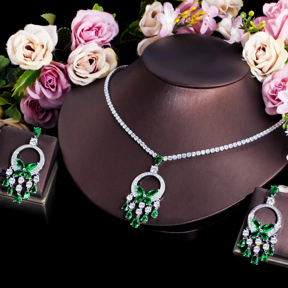 Shimmering Noble Green Cubic Zirconia Chandelier Tassel Drop Big Necklace and Earrings Nigerian Women Prom Wedding Jewelry Set