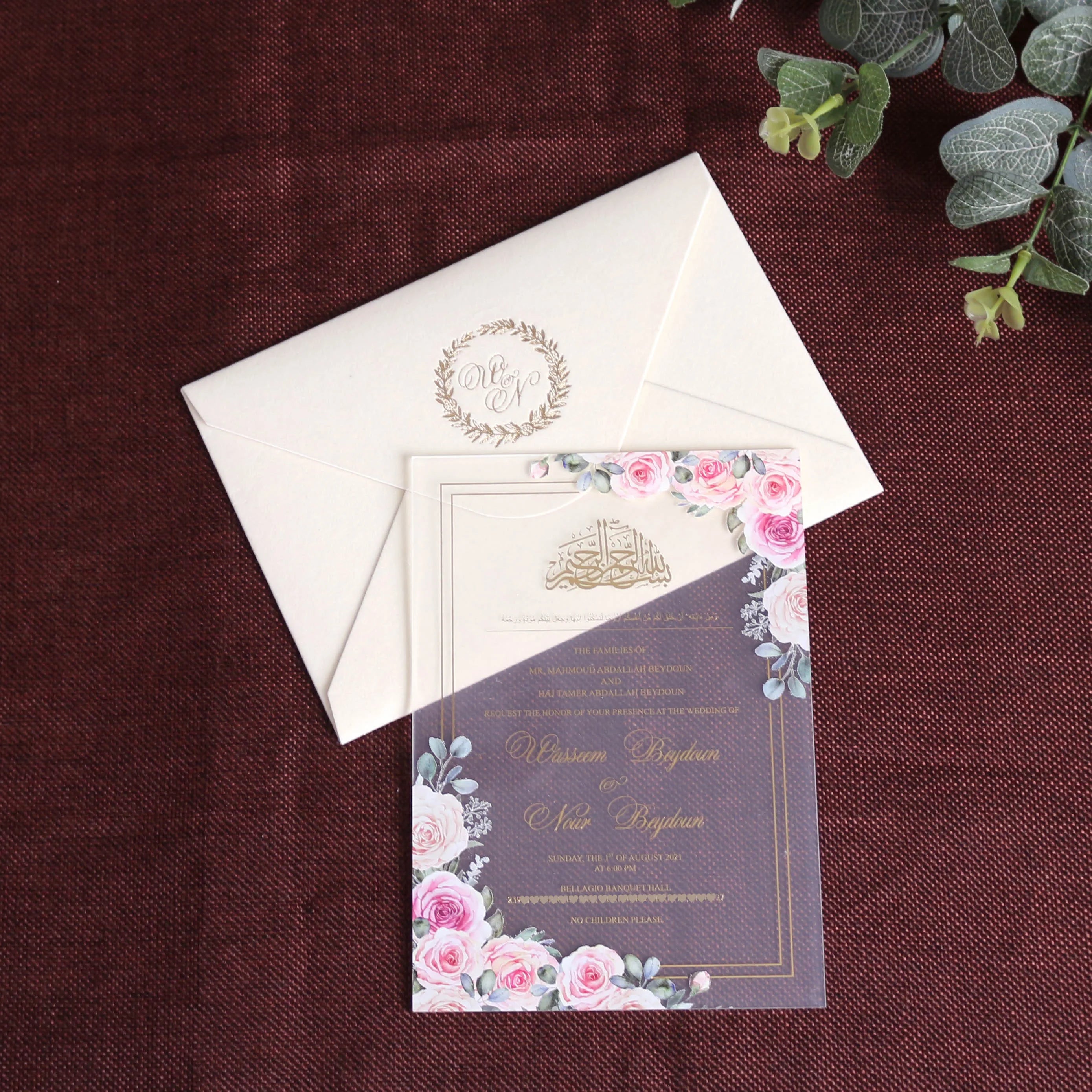 Luxurious UV Printed Frosted Acrylic Invitation Card Printed Clear Acrylic Invitations With Gold Foiling and Envelope