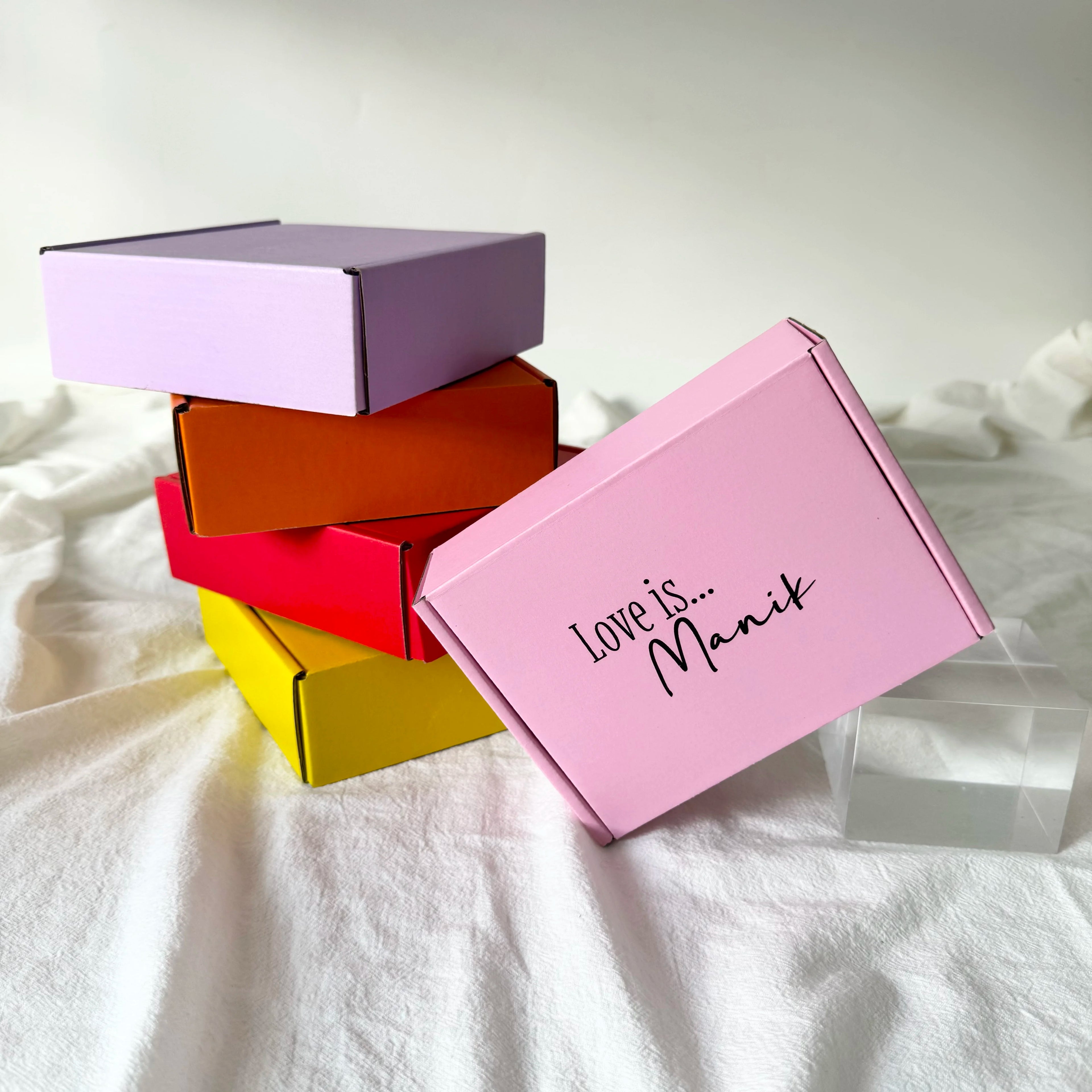 Gift Shipping Paper Box Customized Logo Eco-friendly Printed Corrugated Shipping Box Cardboard Packaging Paper Box