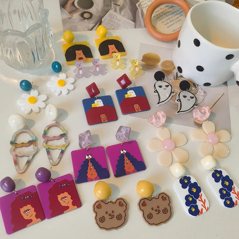 SC New Style Fashion Tiny Acrylic Stud Earrings Korean Geometric Earrings Trendy Bear Rainbow Ghost Flower Earrings for Girls