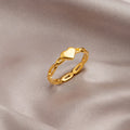 Exquisite Romantic HIH Certified 18K Gold Plated Stainless Steel Open Heart Wedding Band Ring with Hollow Chain Design