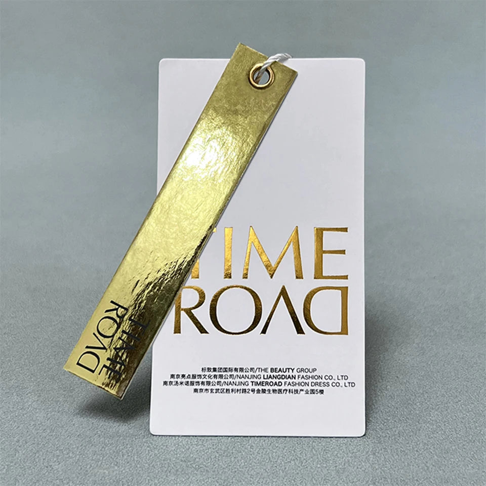 Customized Logo Printing Hot Stamping Paper Hang Tags Clothing Swing Tag Apparel Tags for Clothes Wig