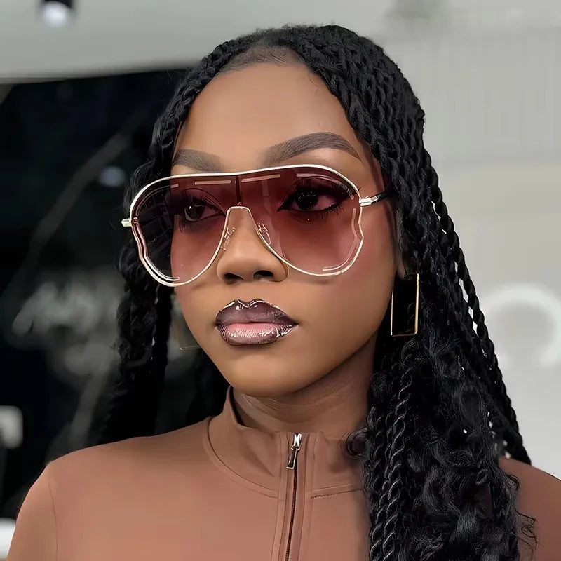 Luxury Brand Designer Vintage Hollow Butterfly Pilot Sunglasses Women Sun Glasses Punk Popular Oversized Big Frame Sexy Eyewear