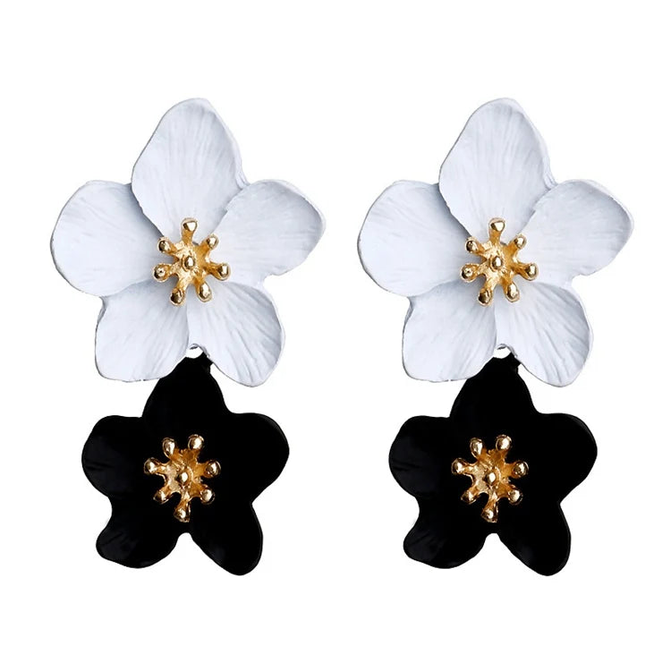 LX-032 Designer Artificial Fashion Trendy Earrings Women Jewelry Multi Color Modern Double Flowers Stud Earrings for Girls