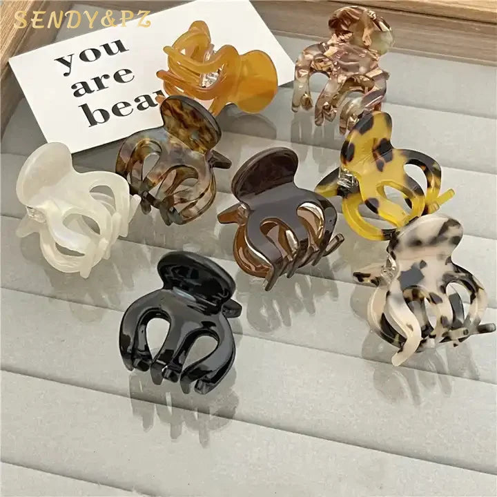 Wholesale Octopus Unique Fancy Girls Acetate Hair Claws 3cm Mini Small Jelly Color Hair Clips Clip for Women Thin Hair