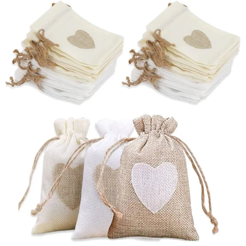 Wholesale 13X18cm Jute Bags Drawstring Heart Design Candy Pouches Pockets Valentine's Day Wedding Gift Packing Custom Logo