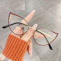 2023 New Arrival Trendy Cat Eye Anti Blue Light Glasses Metal Frame Eyewear Frame Optical Luxury Glasses Frame