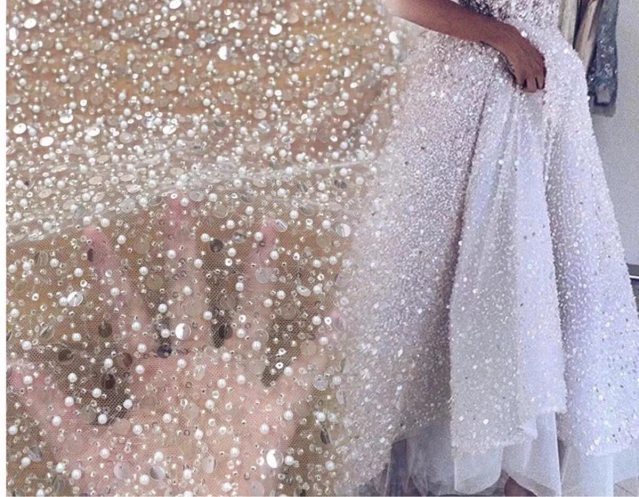 DS Factory New Arrival Low Price Lace Fabric with Beads Fabric Embroidery Party Wedding Dress Ornament