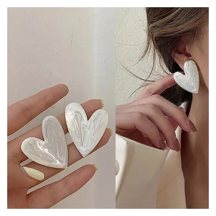 Korean Elegant  Minimalist Jewelry Love Drop Earrings White Color Big Heart Stud Earrings for Women