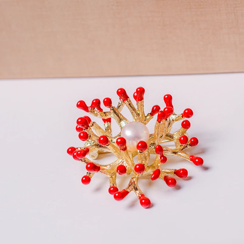 Korean Fashion Simple Drop Oil Enamel Alloy Red Coral Flower Pearl Brooch Pin for Women's Clothing or Wedding/Gift Accessory