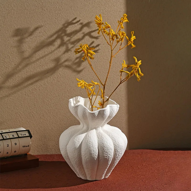 D216 High-End White Ceramic Vase Wabi-Sabi Inspired Retro Artistic Flower Vessel for Living Room Tabletop Home Decor