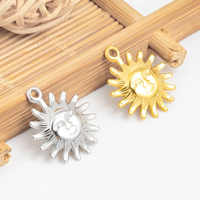 18K Gold Plated Sun Pendant Non-Tarnish & Water-Resistant Men's Necklace with Sunshine Face Charm Jewelry Making Component