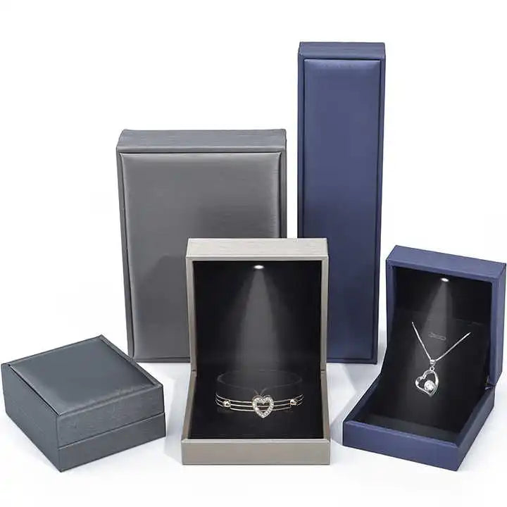 New Arrival Led Jewelry Box Packaging Luxury Pu Leather Ring Box with Led Light Custom logo