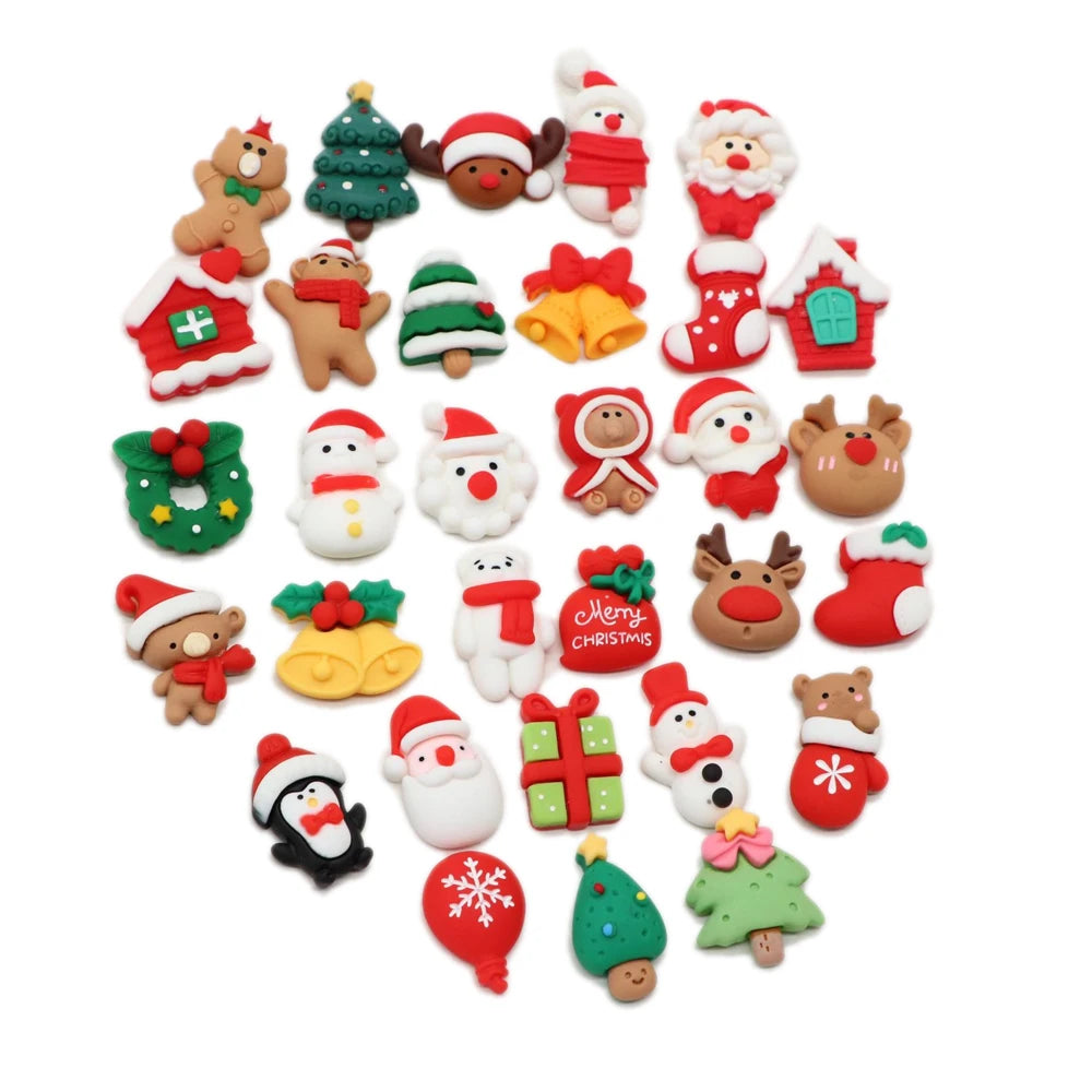 100Pcs/Bag Assorted Christmas Resin Presents Kawaii Christmas Hair Accessories Lovely Flatback Resin Xmas Gift Ideas