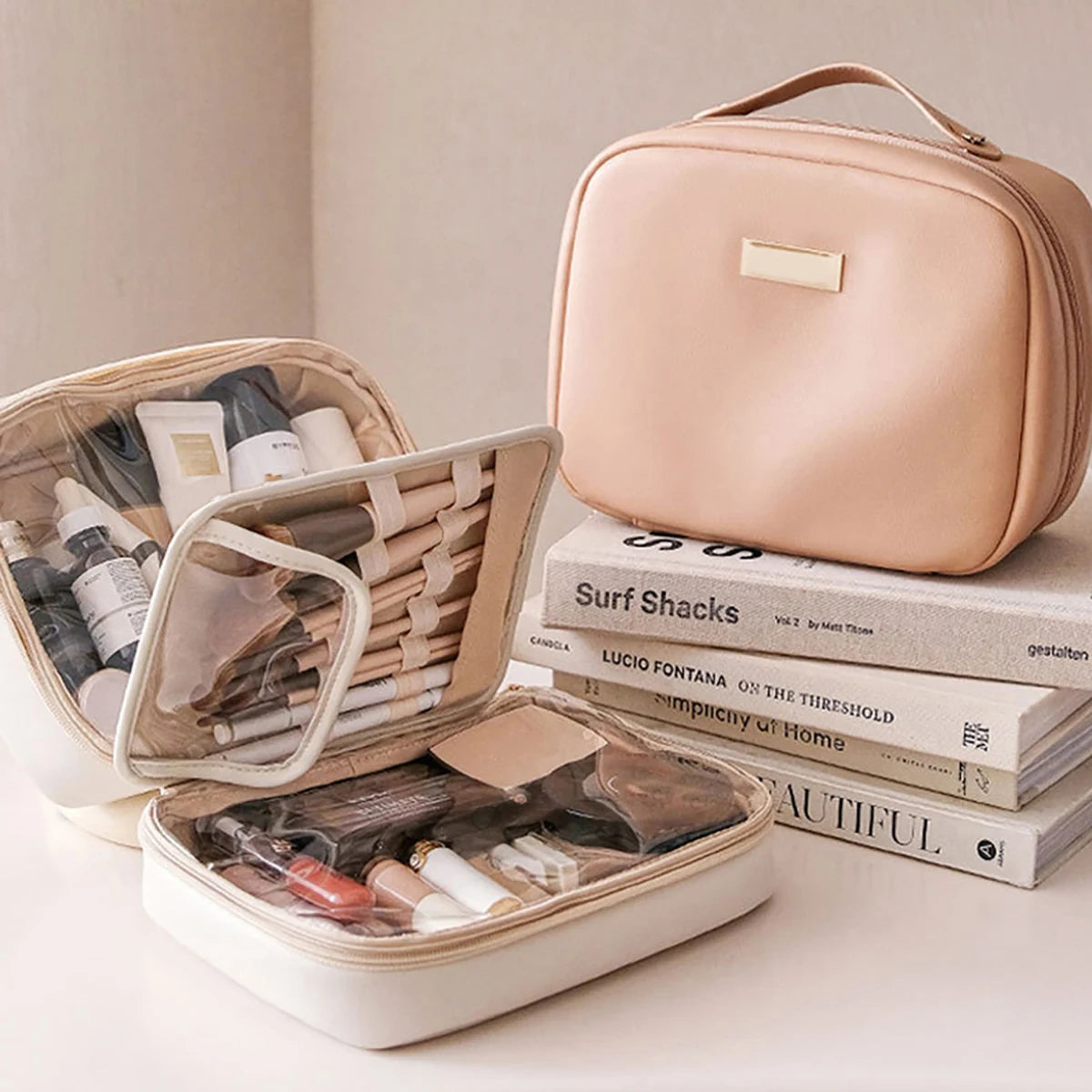 Stylish Three-Layer Makeup Artist Travel Bag Fashion PU Leather Skincare Pouch with Zipper Closure New Storage Makeup Pouch