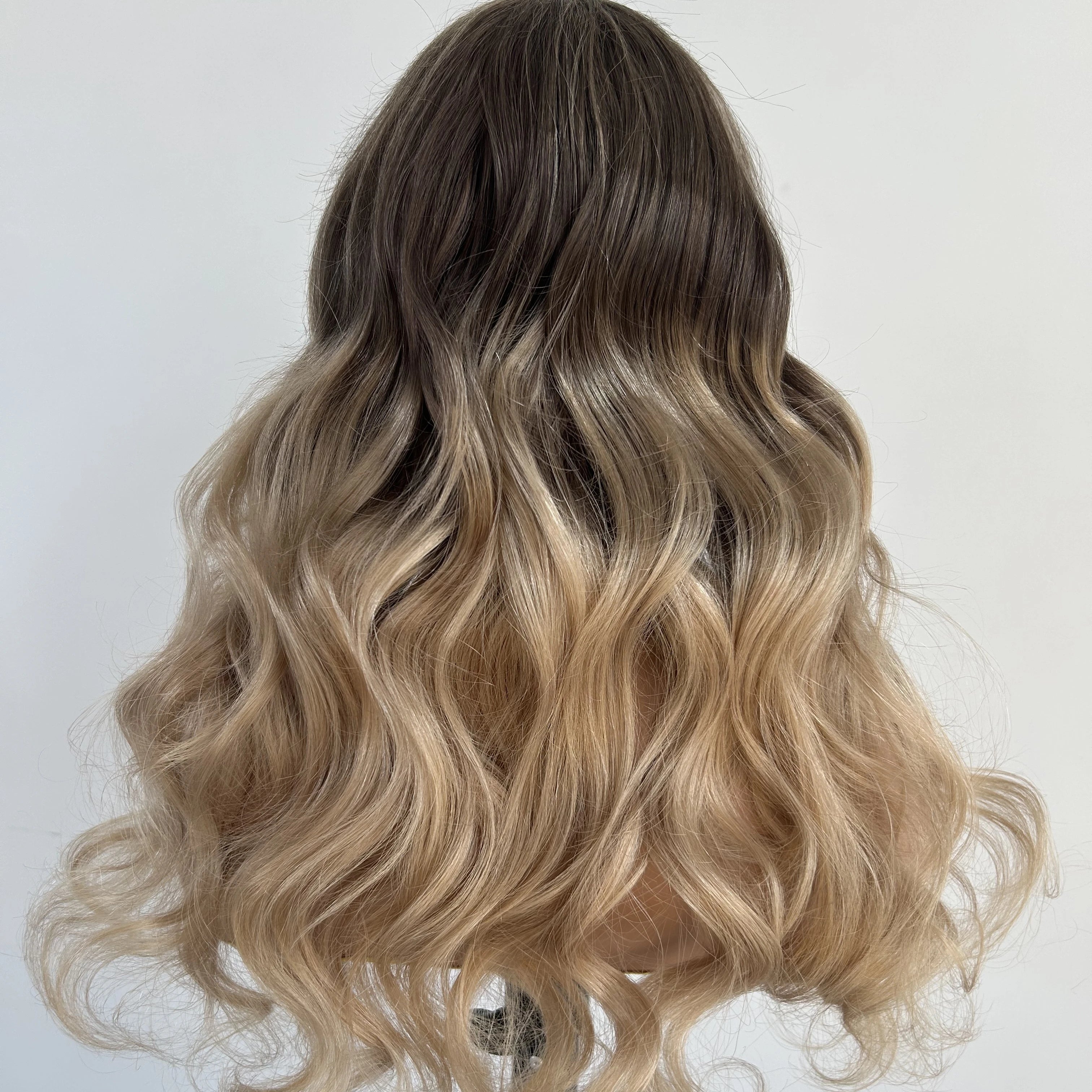 Raw Hair Ombre Color Virgin Human Hair Lace Front Wig Body Wave Transparent Lace Front Wig With Preplucked Hairline