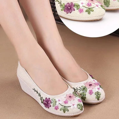 Women Round Toe Slope Heel Retro Embroidered Casual Shoes Increase High Comfortable Ladies Casual Shoes Anti-slip Walking Shoes