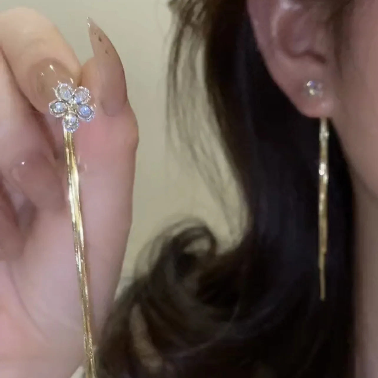 Wholesale Butteflower Long Tassel Drop Earrings Women Simple Rhinestone Drop Earrings 925 Silver Needle Long Earrings Jewelry