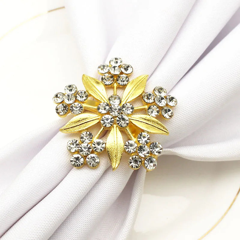 Wholesale Metal Iron Napkin Rings with Rhinestone Flower Elegant Serviette Decoration for Weddings Parties Stocked Accessory