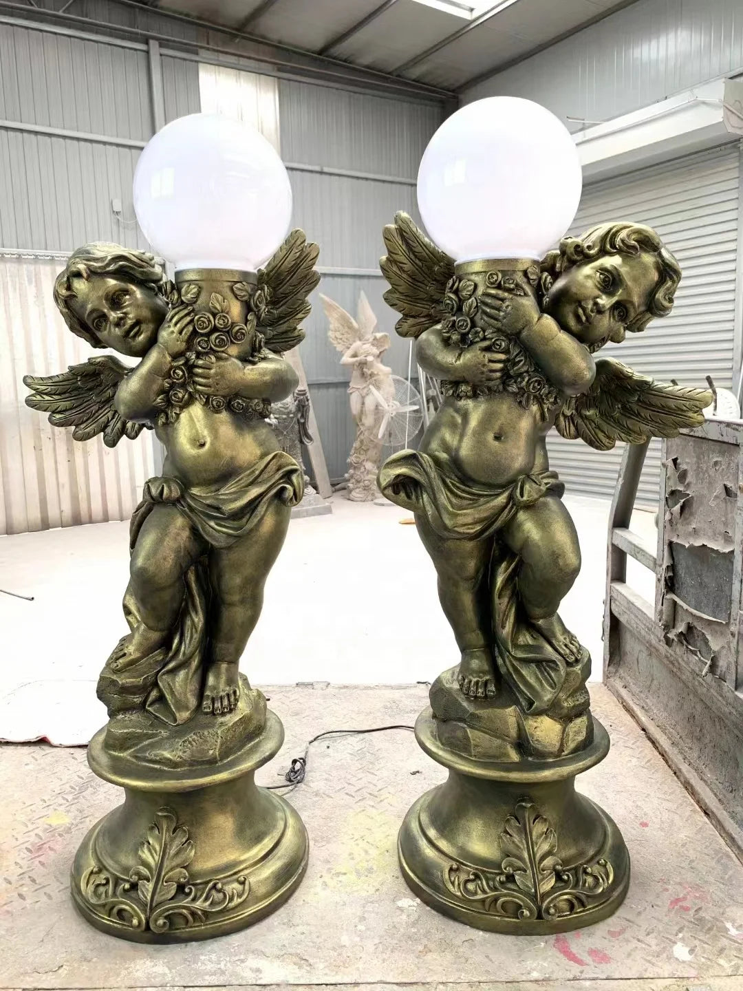 Light Ornaments Casting Technique Art and Collectible Family Decorative Metal Angel Bronze Sculpture
