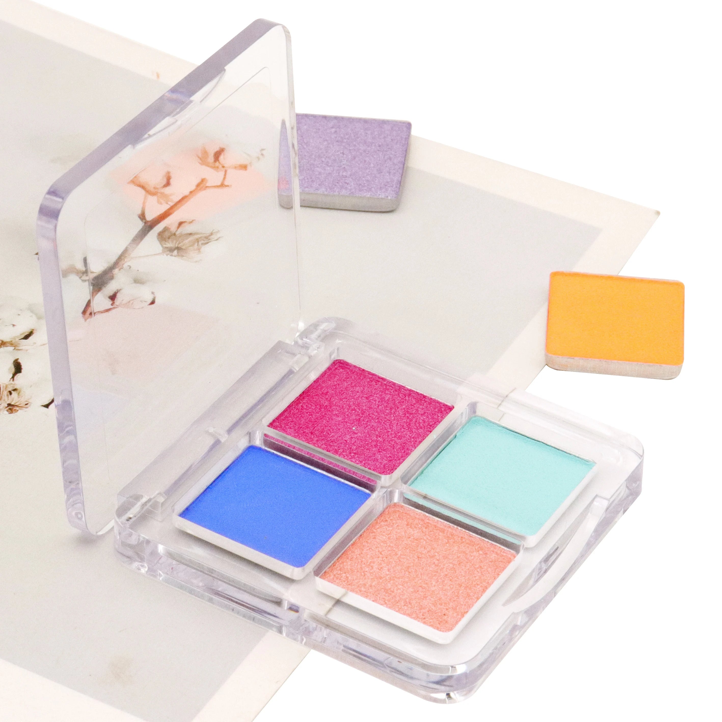 New Arrival Shimmer Eyeshadow Palette 4 Colors Square Grid Eyeshadow Palette Matte Shiny Finish Waterproof Contouring Powder