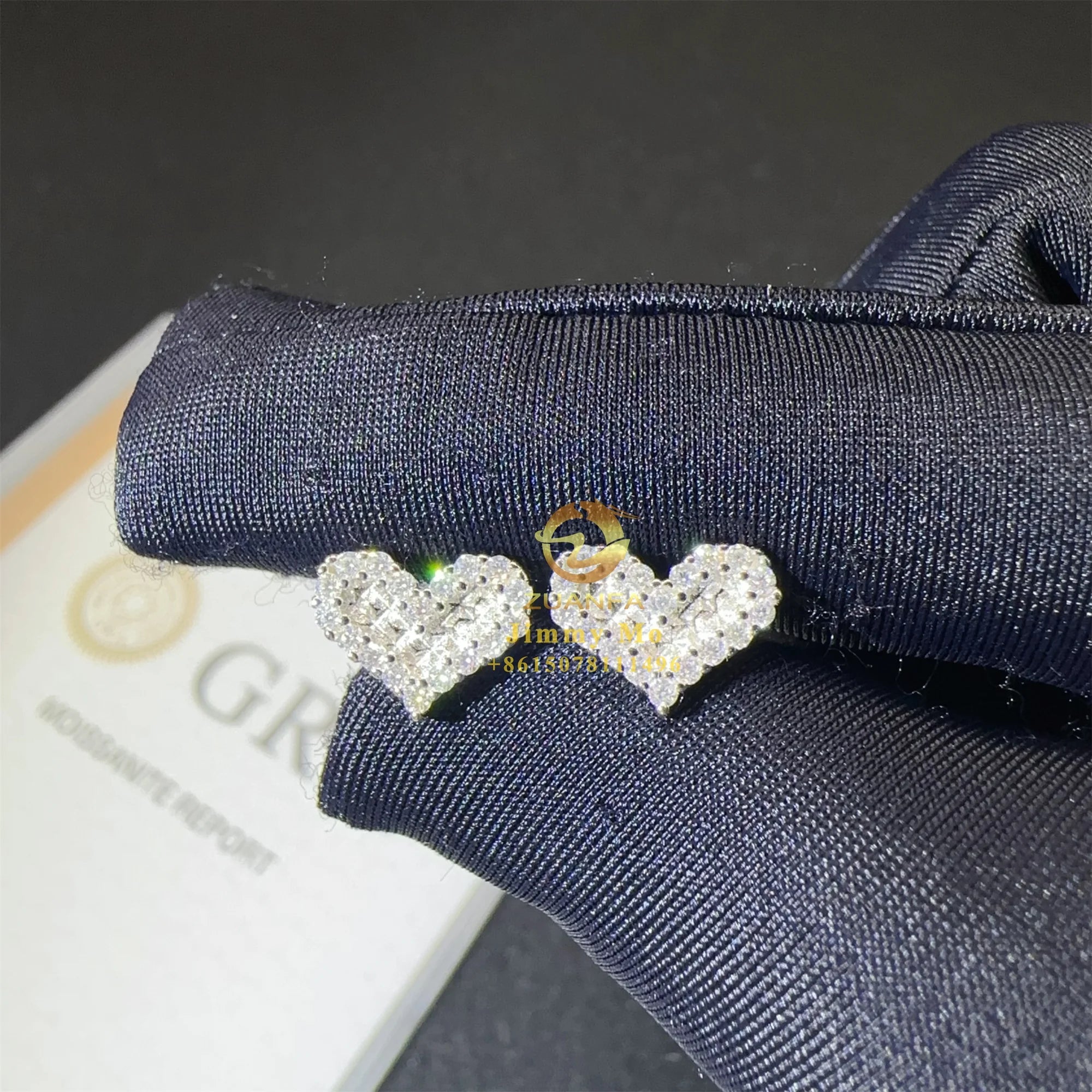 Wholesale Price Hip Hop Iced Out Style Earrings Jewelry 925 Silver Vvs1 Moissanite Diamond Heart Shape Stud Earrings Man Gift