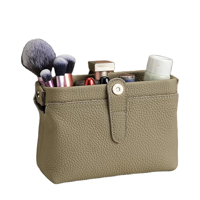 Customized Large Capacity Travel Cosmetic Bag Portable Storage Genuine Leather Toiletry Bag
