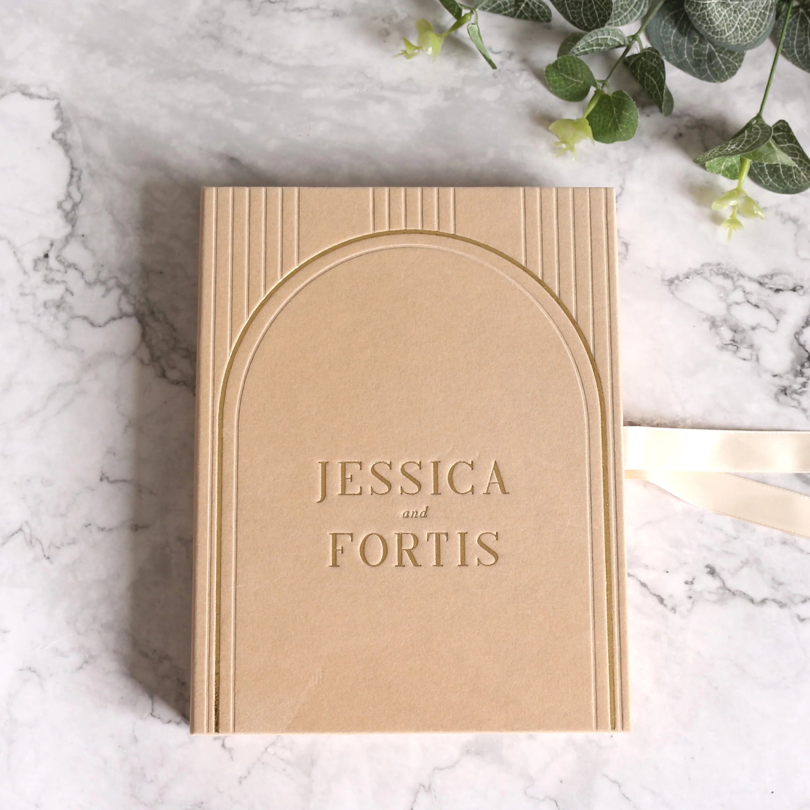 Luxury Velvet Invitation Box Folio Hardboard Cover Box with White Acrylic Main Card