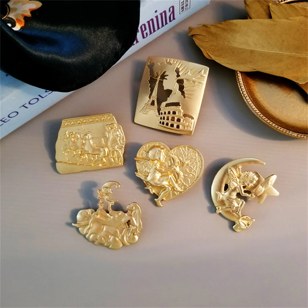 Wholesale Europe Cupid  Ancient Rome Foreign Trade New Creative Retro Egypt Embossed Cupid Matte Gold Soft Lapel Pin Badge